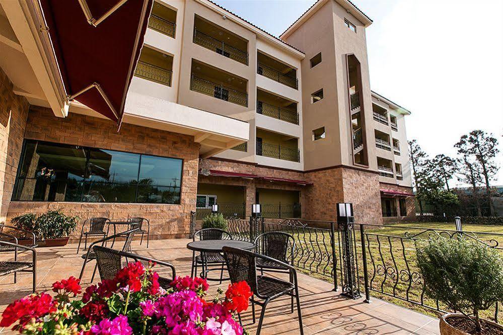 Famille Spa Resort Seogwipo Exterior foto
